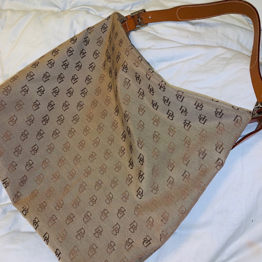 VINTAGE DOONEY AND BURKE: Carryall Tote Bag